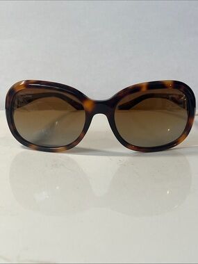 Authentic CHANEL Tortoiseshell Sunglasses with Brown Gradient Lenses 5286